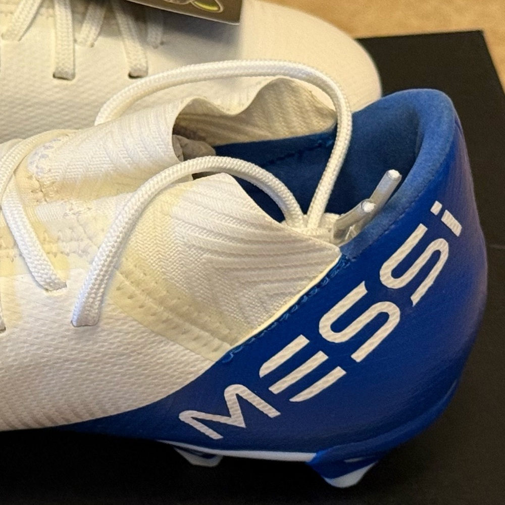 ADIDAS youth Nemeziz Messi 18.3 FG White and Blue Soccer Cleats - Picture 8 of 16